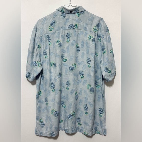 Tommy Bahama Silk Hawaiian Pineapple Shirt Short Sleeve Button Up Blue Large - Picture 2 of 10